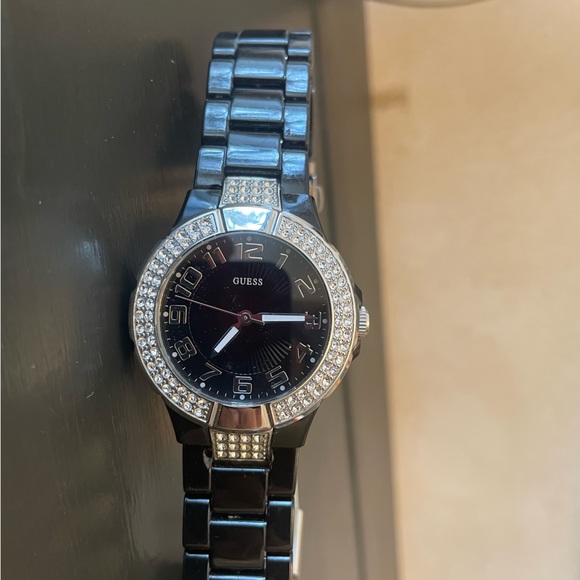 Black Guess Watch - Picture 3 of 4